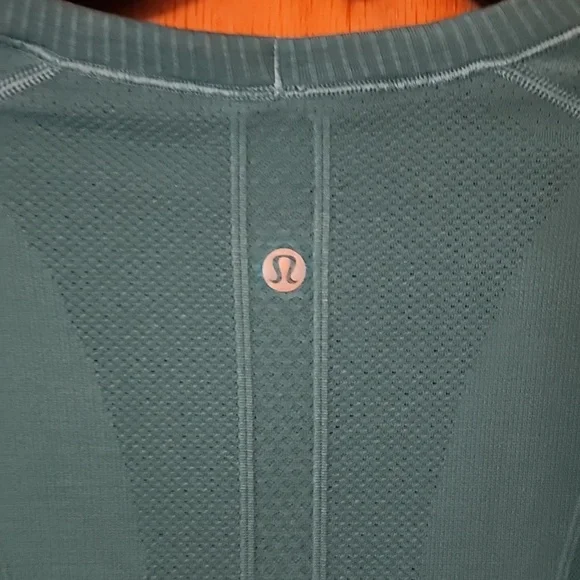 Lululemon Swiftly Tech Long Sleeve Shirt Turquoise Size 10 - Picture 4 of 4